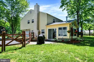 106 Gertrude Dr, Chalfont, PA 18914 - Photo 17