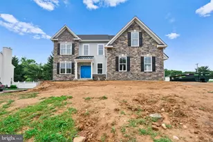 1055 Garey Dr, Yardley, PA 19067 - Photo 1