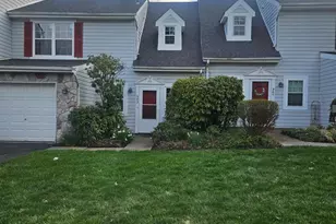 302 Independence Dr, Southampton, PA 18966 - Photo 3