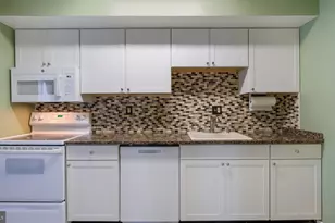 1575 W Street Rd, Warminster, PA 18974 - Photo 15