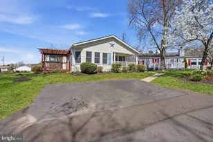 7 Juniper Cir, New Hope, PA 18938 - Photo 25