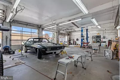 2271 E Farragut Avenue, Bristol, PA 19007 - Photo 11