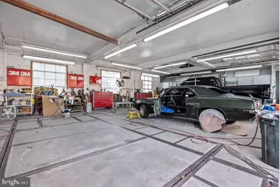 2271 E Farragut Avenue, Bristol, PA 19007 - Photo 13