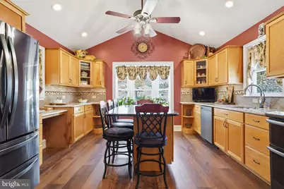 6270 Sterling Avenue, Bensalem, PA 19020 - Photo 5