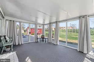 143 Terrace Rd, Levittown, PA 19056 - Photo 29