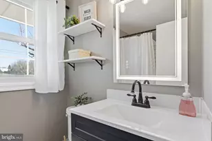 143 Terrace Rd, Levittown, PA 19056 - Photo 27