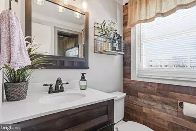 143 Terrace Road, Levittown, PA 19056 - Photo 23