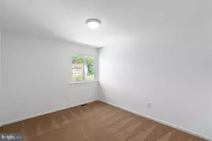 3458 Norwood Pl, Holland, PA 18966 - Photo 15