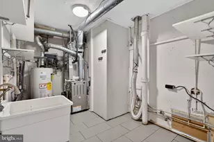 325 Austin Dr, Fairless Hills, PA 19030 - Photo 25