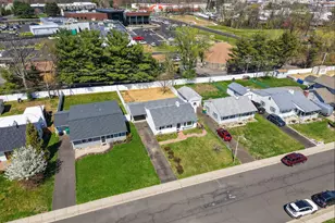 325 Austin Dr, Fairless Hills, PA 19030 - Photo 35