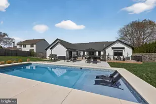 694 Countess Dr, Yardley, PA 19067 - Photo 25