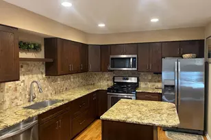 304 Julian Dr E, Warwick, PA 18974 - Photo 5