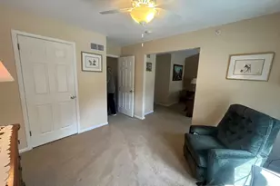 304 Julian Dr E, Warwick, PA 18974 - Photo 17