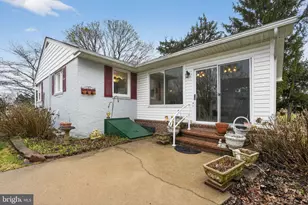 8 Lukens St, Feasterville-Trevose, PA 19053 - Photo 29