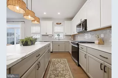 83 Cedar Circle, Levittown, PA 19055 - Photo 17