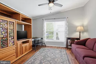 246 Thrush Cir, New Hope, PA 18938 - Photo 13