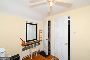 385 E Magnolia Dr, Morrisville, PA 19067 - Photo 31