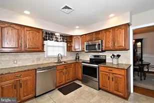 31 Farber Dr, Chalfont, PA 18914 - Photo 5