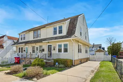 220 Jackson Street, Bristol, PA 19007 - Photo 1