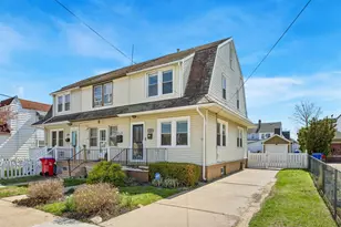 220 Jackson St, Bristol, PA 19007 - Photo 1