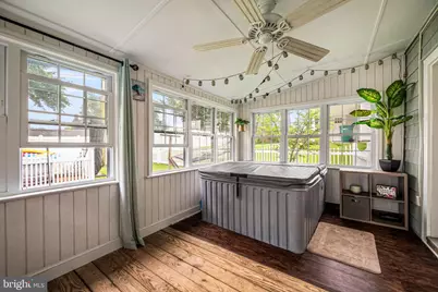 128 Terrace Road, Levittown, PA 19056 - Photo 13