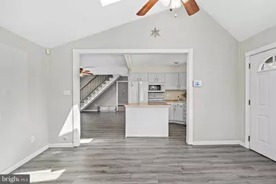 85 Goldenridge Drive, Levittown, PA 19057 - Photo 5