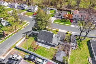 85 Goldenridge Dr, Levittown, PA 19057 - Photo 37