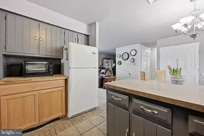 41 Lakeside Drive #W, Levittown, PA 19054 - Photo 11