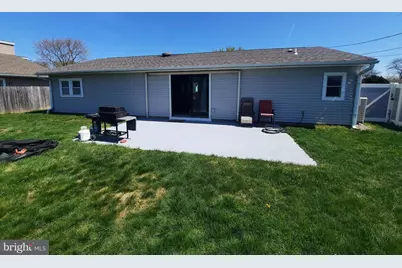 41 Lakeside Drive #W, Levittown, PA 19054 - Photo 3