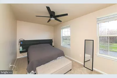 1049 Deerfield Circle, Perkasie, PA 18944 - Photo 15