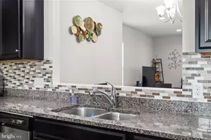 1738 Beacon Ln, Warrington, PA 18976 - Photo 3