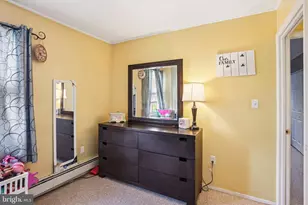 47 Glenwood Ln, Levittown, PA 19055 - Photo 23