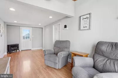 1615 Pleasant Drive, Feasterville-Trevose, PA 19053 - Photo 7