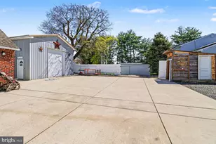 2349 Galloway Rd, Bensalem, PA 19020 - Photo 53