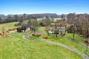 4196 Toll Gate Rd, New Hope, PA 18938 - Photo 1