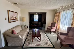 521 Parkway Dr, Fairless Hills, PA 19030 - Photo 3