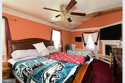 127 Hedge Road, Levittown, PA 19056 - Photo 19