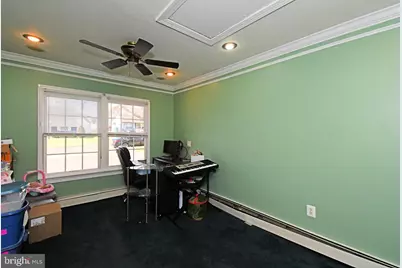 127 Hedge Road, Levittown, PA 19056 - Photo 15