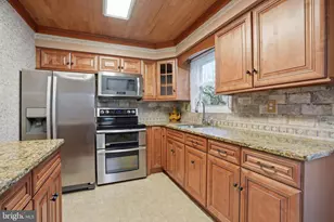 1197 W Bristol Rd, Warminster, PA 18974 - Photo 11