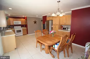 530 Avenue E, Feasterville-Trevose, PA 19053 - Photo 13