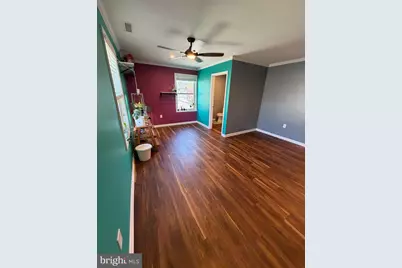 530 Avenue E, Feasterville-Trevose, PA 19053 - Photo 25