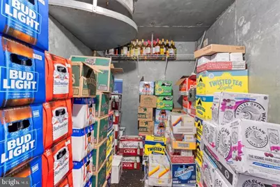 100 W Maple Avenue, Langhorne, PA 19047 - Photo 29