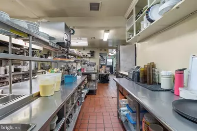 100 W Maple Avenue, Langhorne, PA 19047 - Photo 31