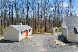 2635 Possum Hollow Rd, Coopersburg, PA 18036 - Photo 17