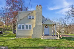 879 Bridgetown Pike, Langhorne, PA 19053 - Photo 3