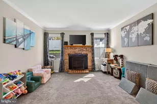 329 Canterbury Ct, Newtown, PA 18940 - Photo 15