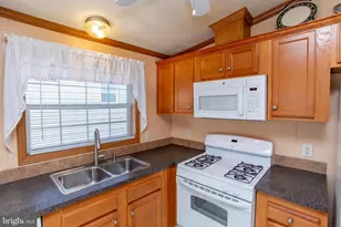 2304 Brownsville Rd, Langhorne, PA 19053 - Photo 11