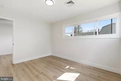 110 Deep Dale Drive E, Levittown, PA 19056 - Photo 27