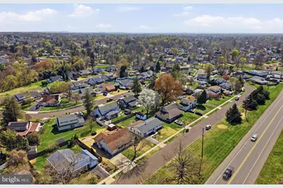 110 Deep Dale Drive E, Levittown, PA 19056 - Photo 39