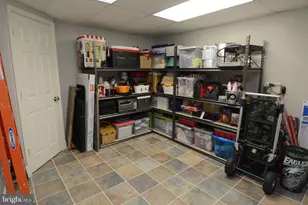 2054 Valley View Dr, Quakertown, PA 18951 - Photo 51